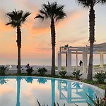 Capovaticano Thalasso Otel
