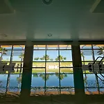 Capovaticano Thalasso 호텔