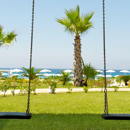 Capovaticano Thalasso Hotel 4*
