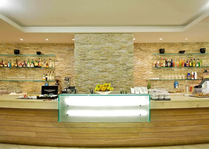 Hotel Capovaticano Thalasso 4*