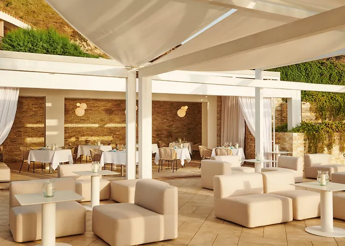 Hotel Capovaticano Thalasso 4*