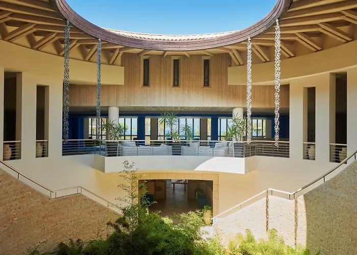 Hotel Capovaticano Thalasso 4*