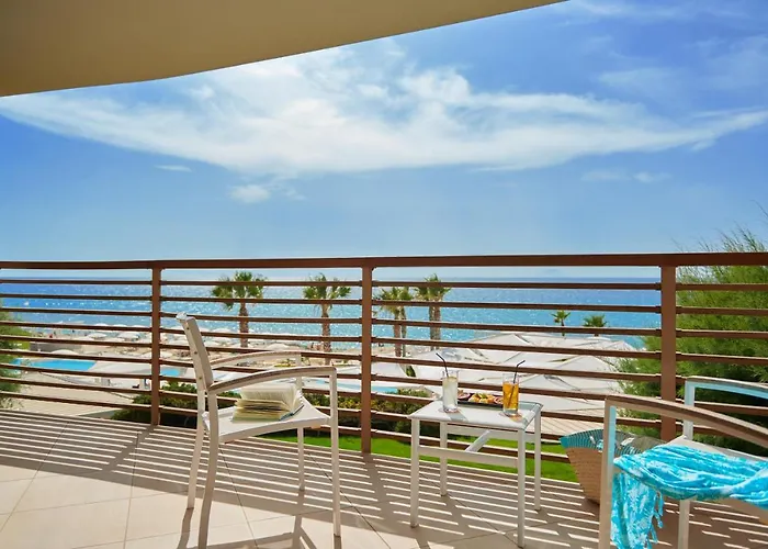 Capovaticano Thalasso 酒店 梵蒂冈角